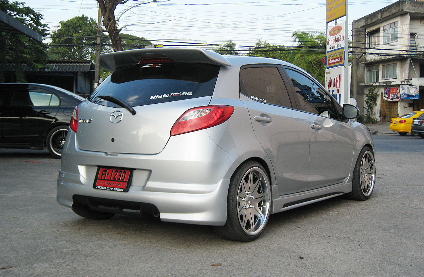 ชุดแต่ง Mazda2 2009-2013 5ประตู สปอยเลอร์ NTS1